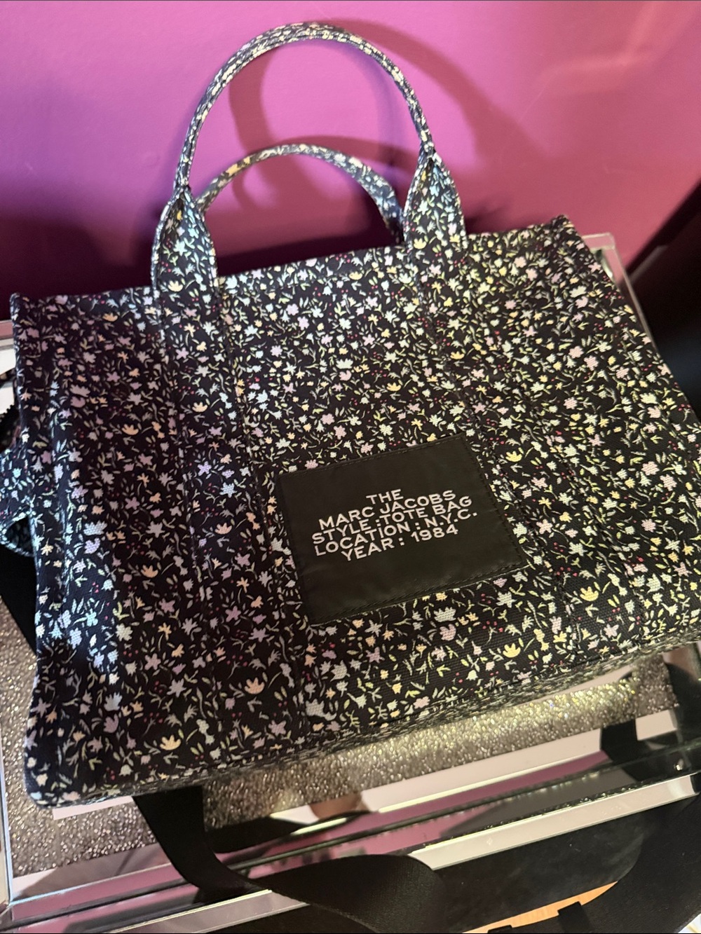 Marc Jacobs Ditsy Floral Canvas Tote with Logo size medium - Picture 5 of 8